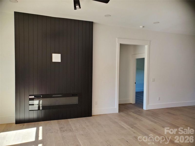 Spacious, unfurnished interior of a new home in , Maiden (Image 10).