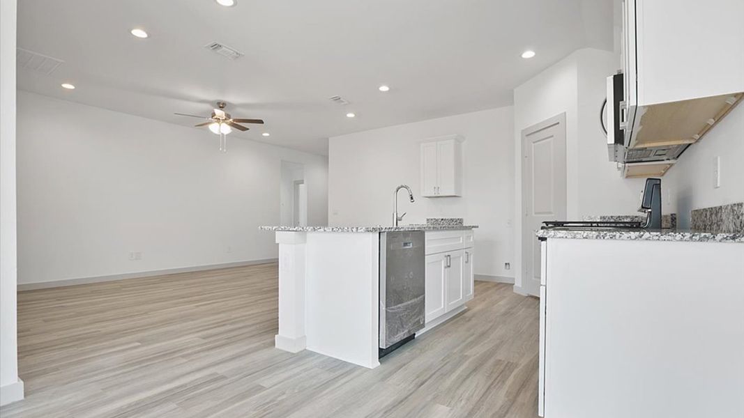 Representative furnished interior of a home built from the The Baxter by D.R. Horton in Terra Vista, Lubbock (Image 4). Representative furnished interior of a home built from the The Baxter by D.R. Horton in Terra Vista, Lubbock (Image 4).