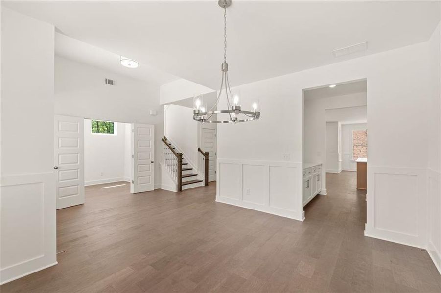 Spacious, unfurnished interior of a new home in , Gainesville (Image 23).