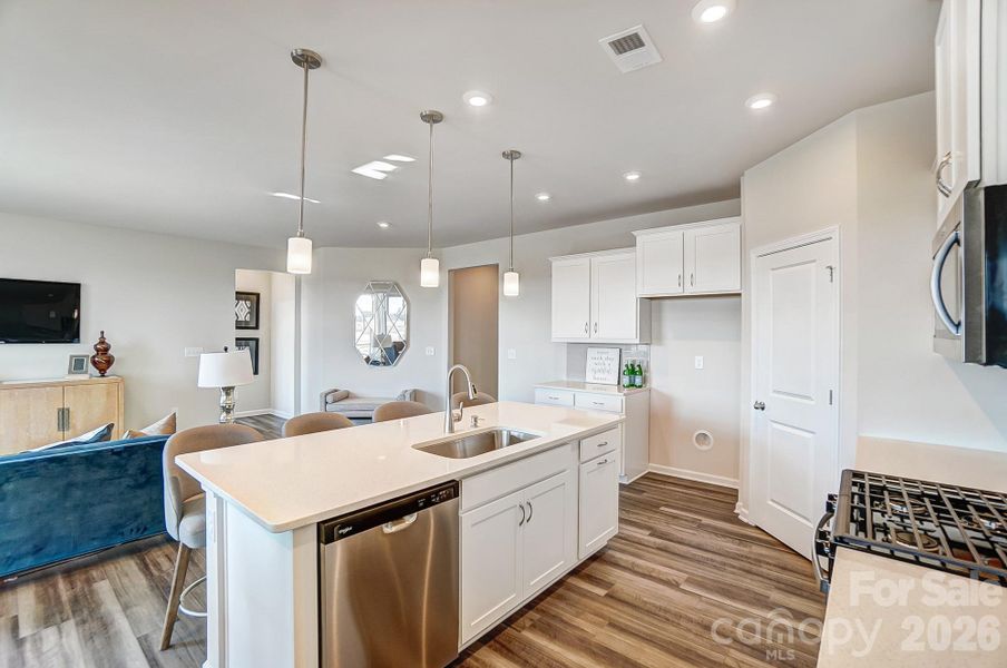 Representational only. Actual exterior elevation and interior finishes can vary. Representational only. Actual exterior elevation and interior finishes can vary.