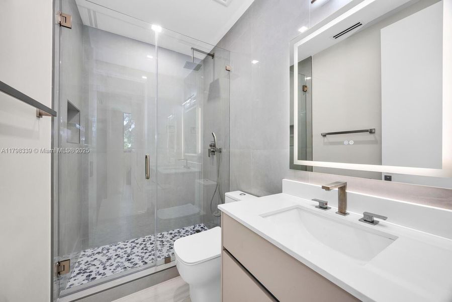 Furnished interior view inside a new home in , Miami (Image 27).