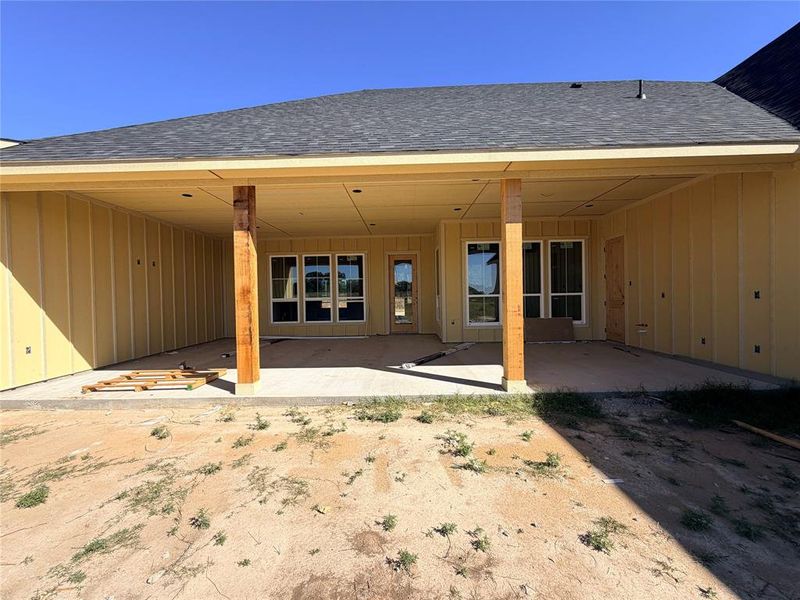 Exterior details and patio area of a home in Oak Water Ranch, Granbury (Image 8). Exterior details and patio area of a home in Oak Water Ranch, Granbury (Image 8).