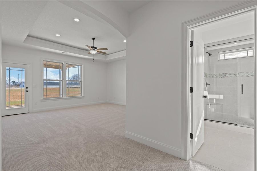 Representative unfurnished interior of a home built from the Converse by Enchanted Homes in Lonesome Dove, San Antonio (Image 32).