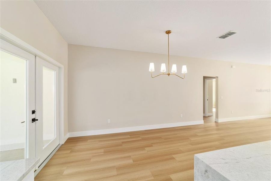 Spacious, unfurnished interior of a new home in , Ocala (Image 25).