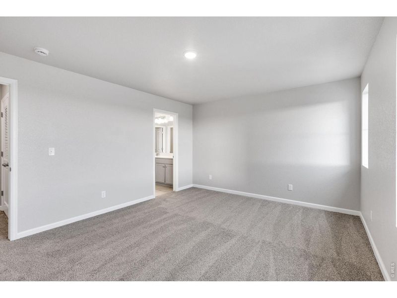Spacious, unfurnished interior of a new home in Pintail Commons at Johnstown Village, Johnstown (Image 8). Spacious, unfurnished interior of a new home in Pintail Commons at Johnstown Village, Johnstown (Image 8).
