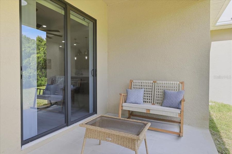 Exterior details and patio area of a home in , Lehigh Acres (Image 4).