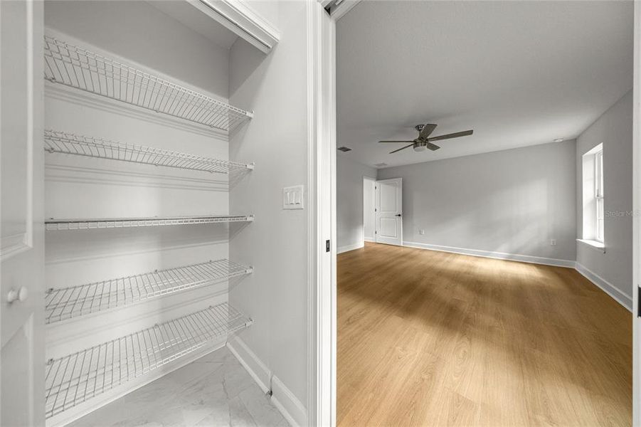 Spacious, unfurnished interior of a new home in , Ocala (Image 32).