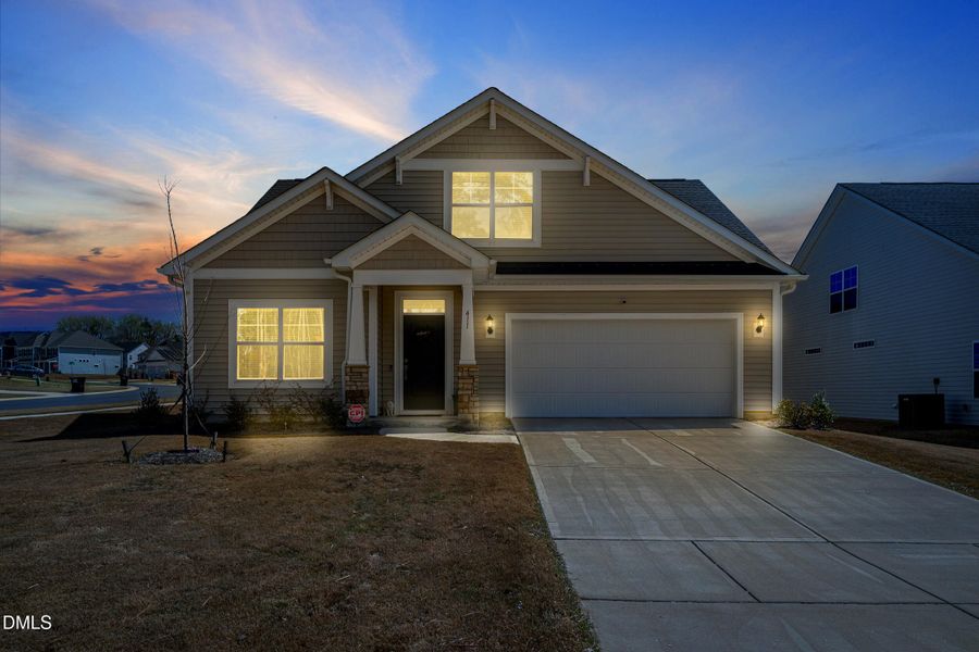 Front - Twilight Front - Twilight