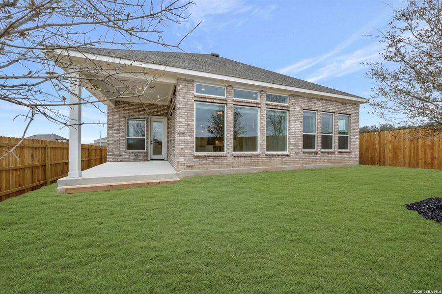 Exterior details and patio area of a home in Davis Ranch 50', San Antonio (Image 4).