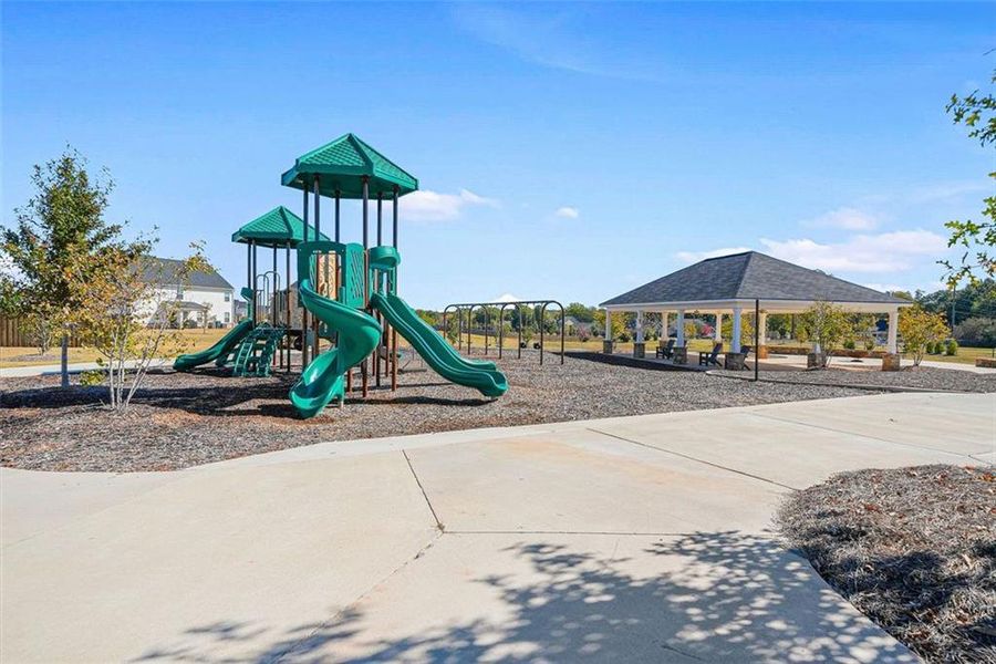 Community amenities in Southern Hills, McDonough (Image 39).