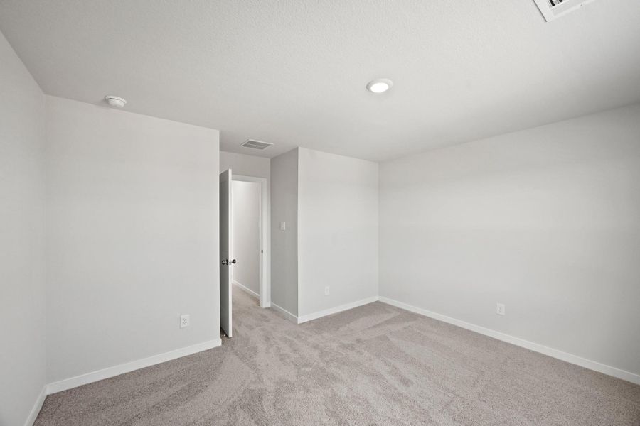 Spacious, unfurnished interior of a new home in Lonestar Collection at Paloma at Sanford Farms, Waller (Image 18). Spacious, unfurnished interior of a new home in Lonestar Collection at Paloma at Sanford Farms, Waller (Image 18).