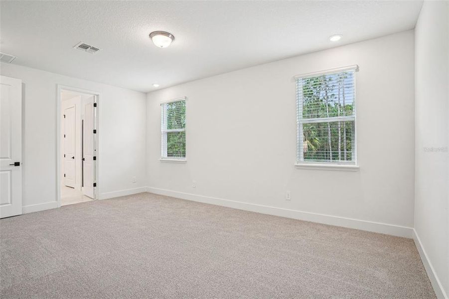 Spacious, unfurnished interior of a new home in , Ormond Beach (Image 38).