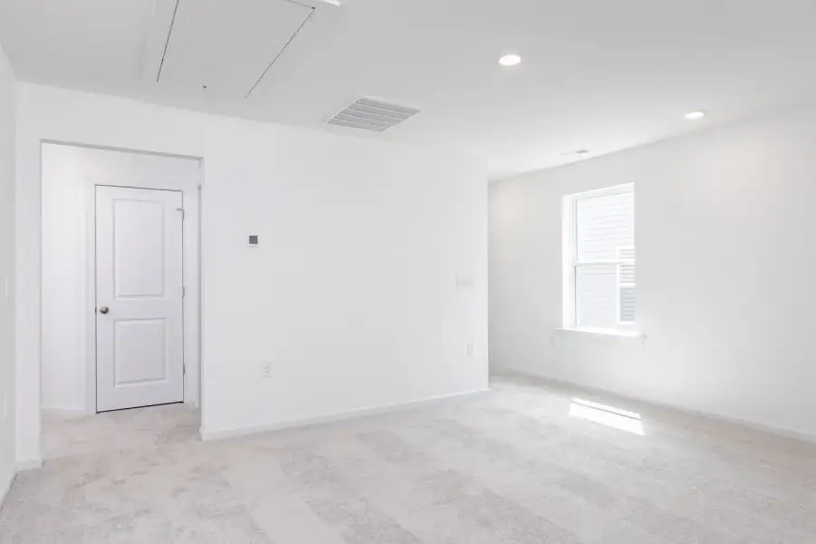 Spacious, unfurnished interior of a new home in Camden, Angier (Image 28).