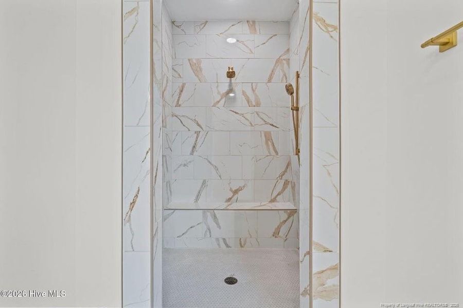 REPRESENTATION PHOTO REPRESENTATION PHOTO