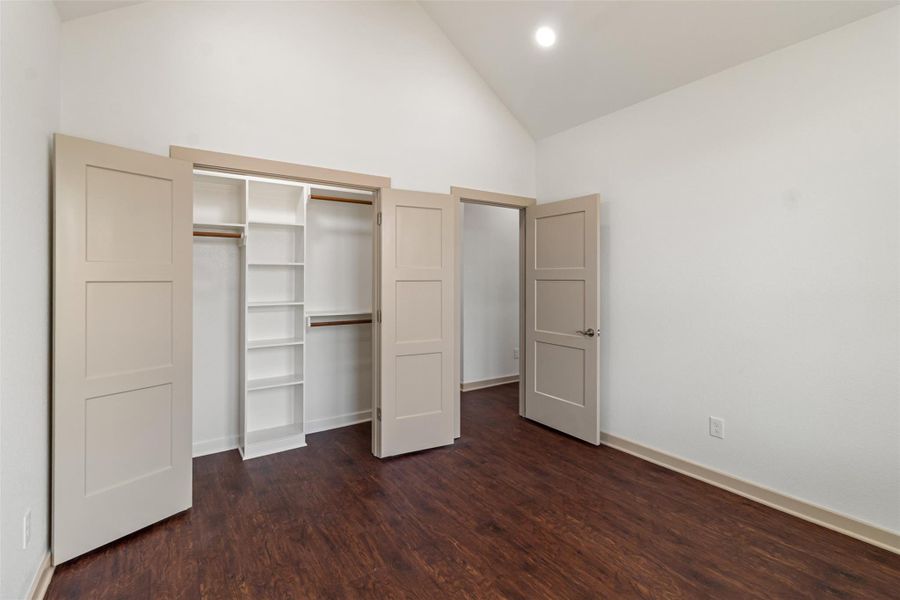 Spacious, unfurnished interior of a new home in , Bryan (Image 24).