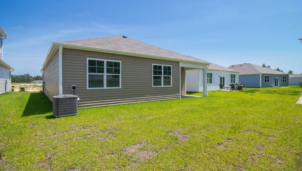 Exterior details and patio area of a home in Merchant Point, Jacksonville (Image 2). Exterior details and patio area of a home in Merchant Point, Jacksonville (Image 2).