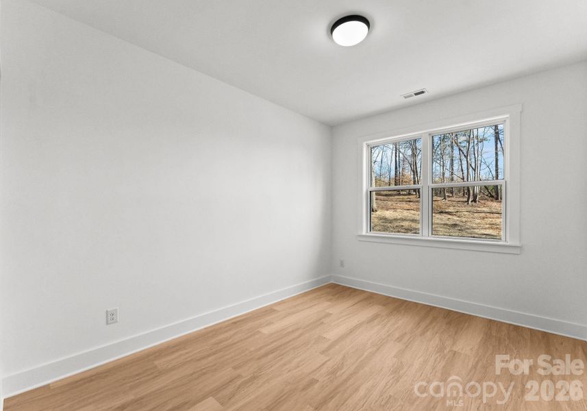 Spacious, unfurnished interior of a new home in , Shelby (Image 11).