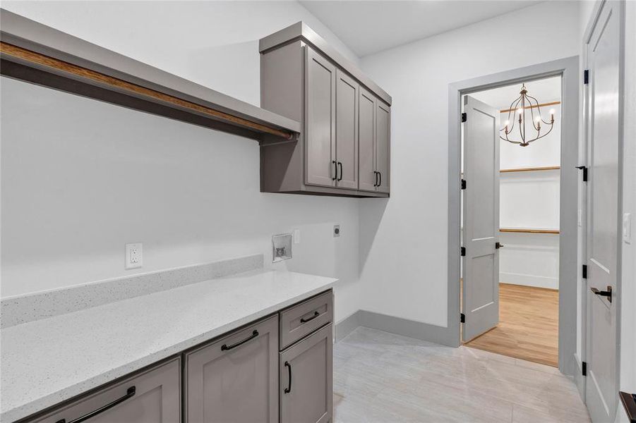 Furnished interior view inside a new home in , Tolar (Image 16).