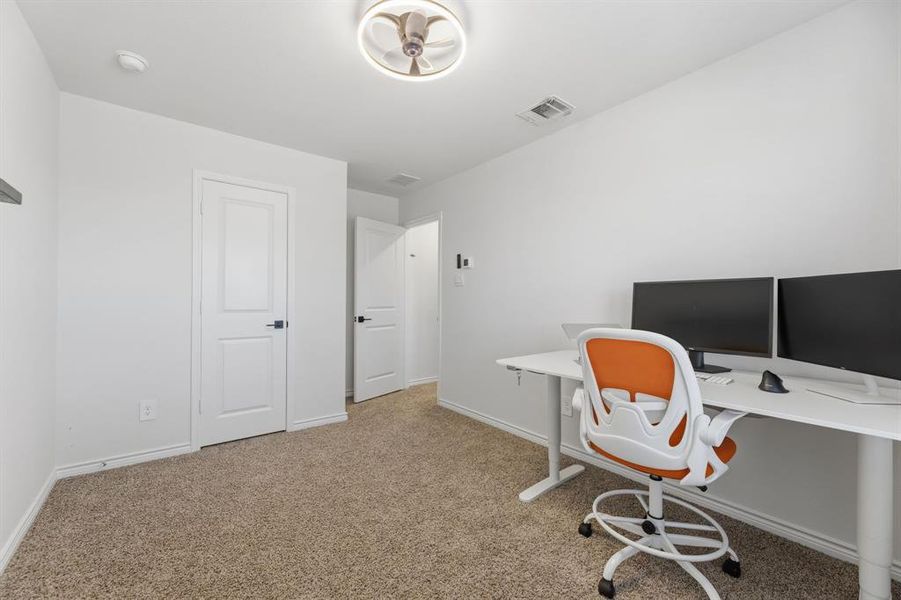Furnished interior view inside a new home in Spiritas Ranch, Little Elm (Image 17). Furnished interior view inside a new home in Spiritas Ranch, Little Elm (Image 17).