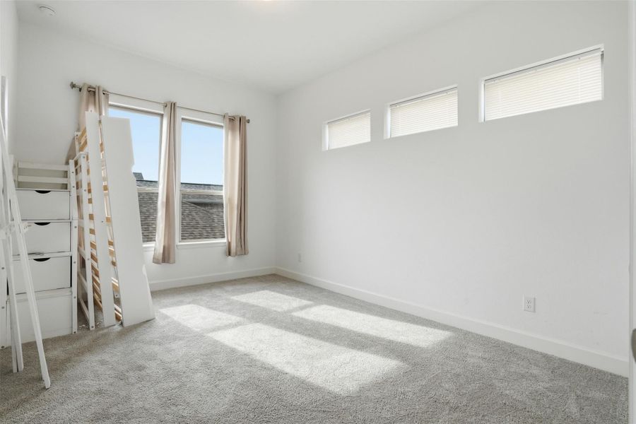 Spacious, unfurnished interior of a new home in Elyson, Katy (Image 17).