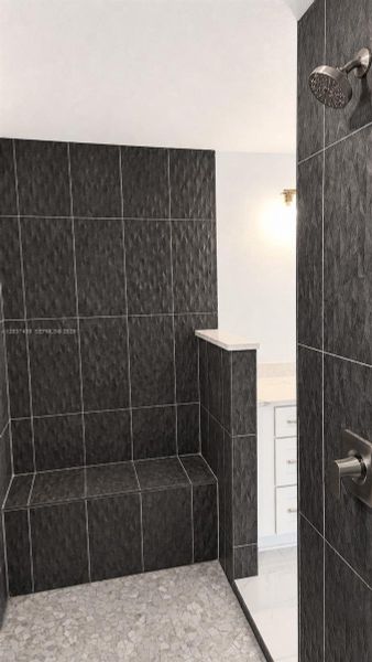 Close-up of interior finishes inside a home in , Lehigh Acres (Image 21).
