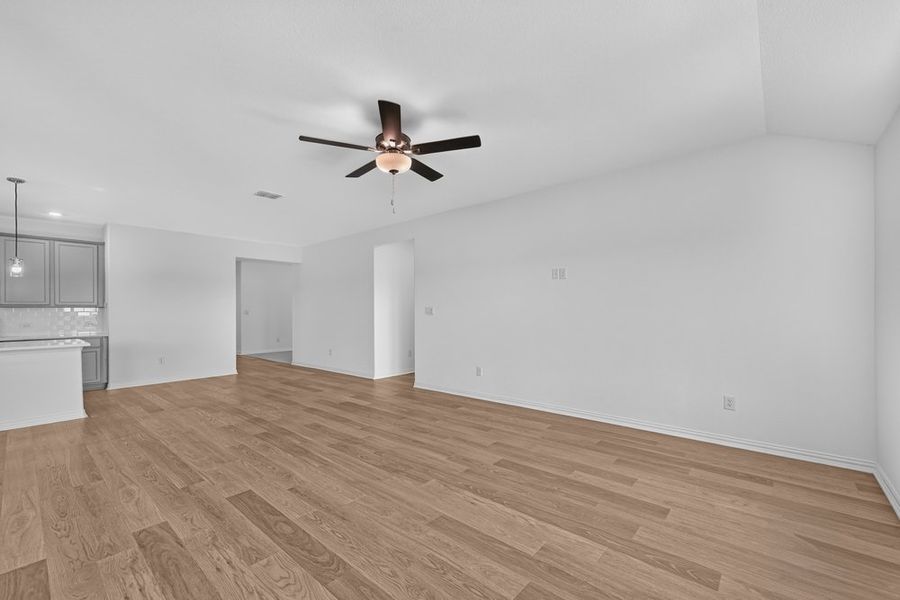 Spacious, unfurnished interior of a new home in Parks at Foster Crossing, Anna (Image 16).