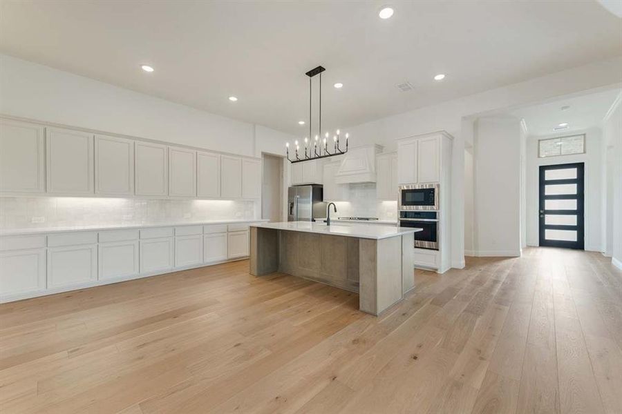 Representative Photo Aberdeen II_08