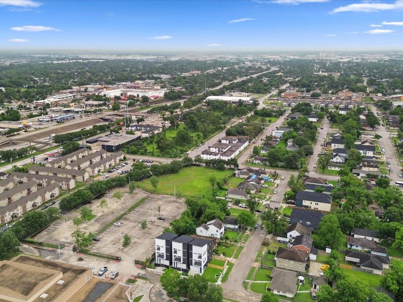 Image 28 of a home in .