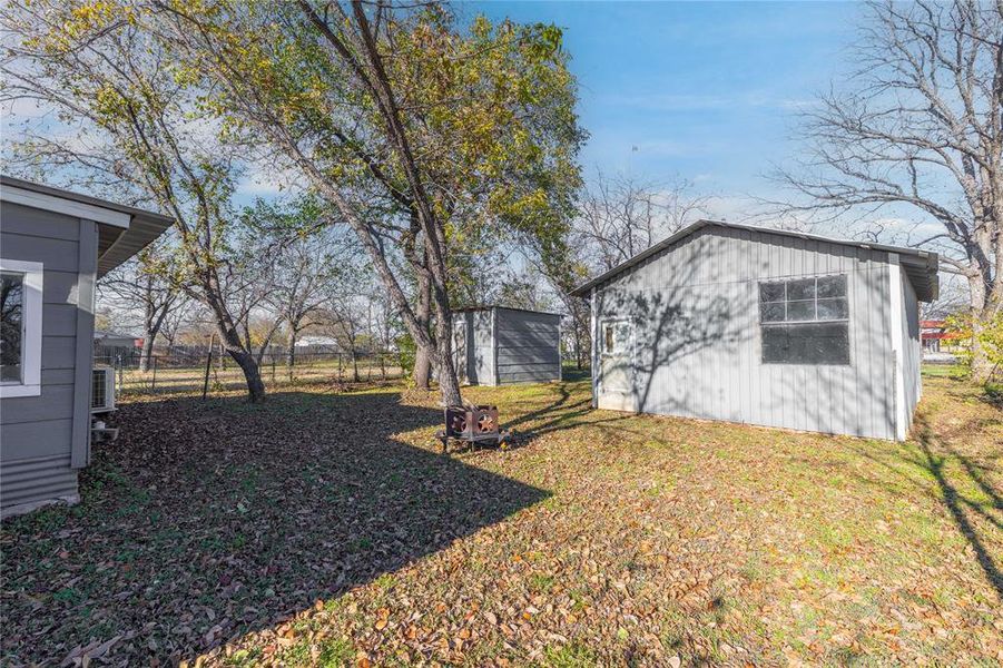 Exterior details and patio area of a home in , Brownwood (Image 3).