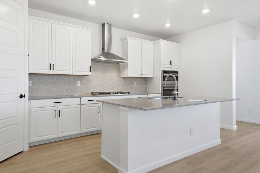 Furnished interior view inside a new home in Sterling Ranch Ascent Village, Littleton (Image 7). Furnished interior view inside a new home in Sterling Ranch Ascent Village, Littleton (Image 7).