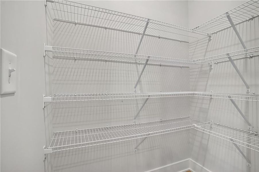 Spacious, unfurnished interior of a new home in The Fairways at Mirror Lake, Villa Rica (Image 14).