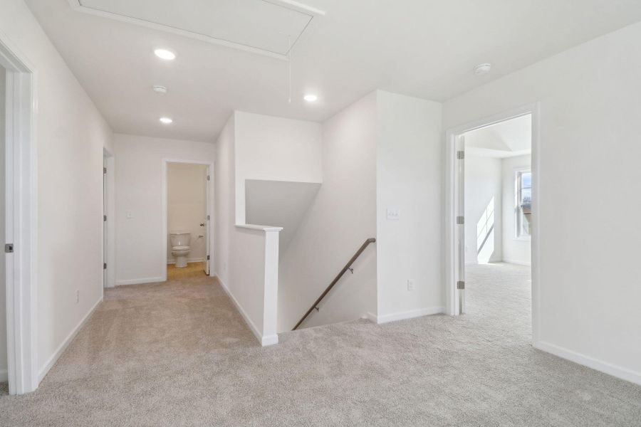 26-web-or-mls-Flat Coat Ln-016