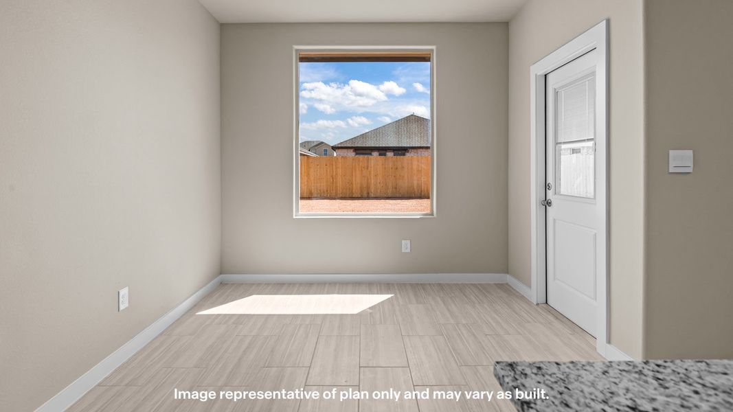 Spacious, unfurnished interior of a new home in Homestead at Parks Bell Ranch, Odessa (Image 10).