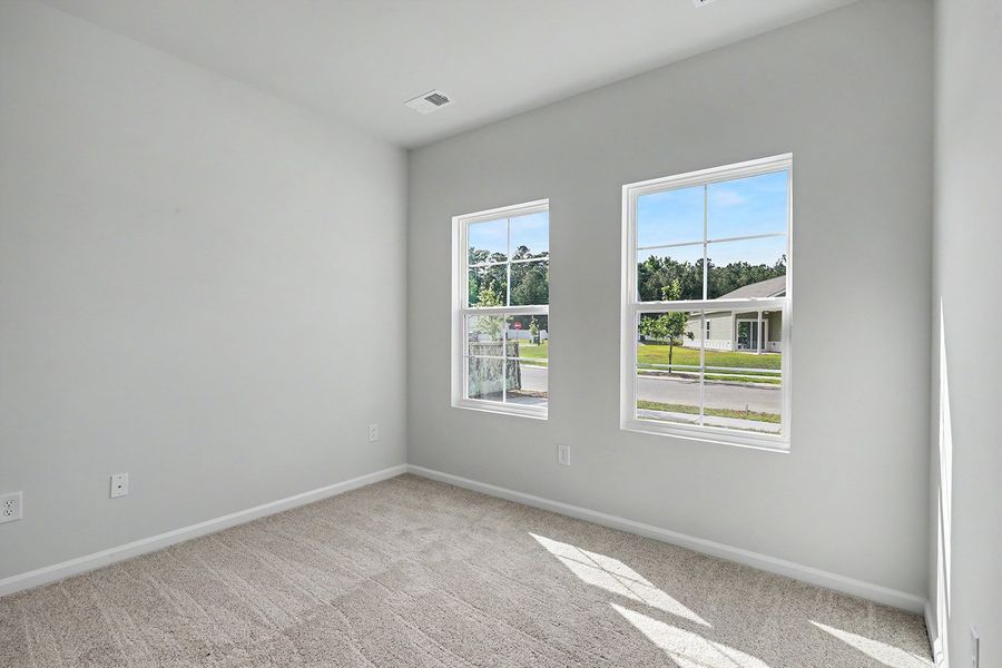 Spacious, unfurnished interior of a new home in Hainer Place, Conway (Image 24).