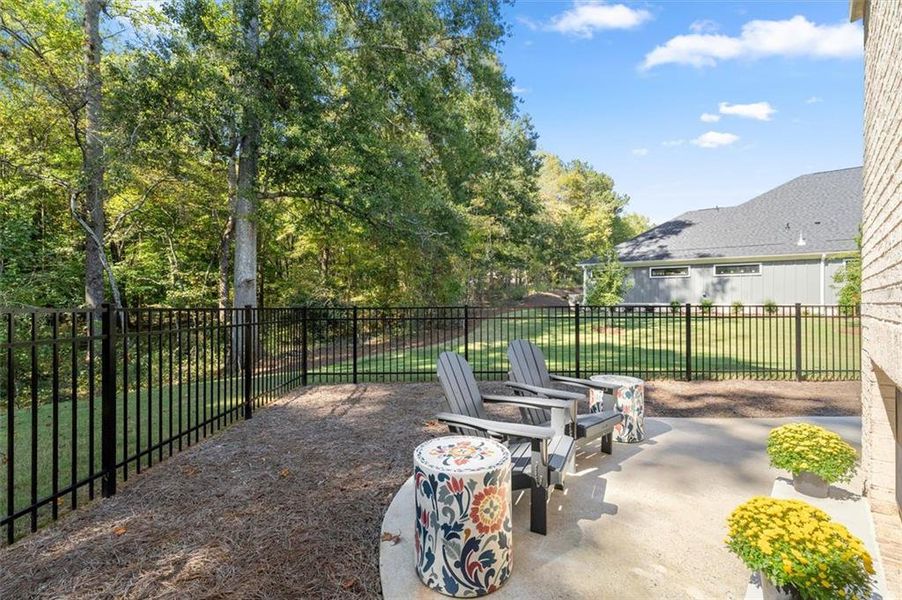Community amenities in The Courtyards by The Manor, Alpharetta (Image 60). Community amenities in The Courtyards by The Manor, Alpharetta (Image 60).