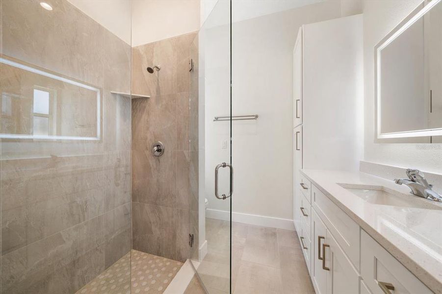 Furnished interior view inside a new home in , Largo (Image 18).