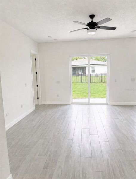 Spacious, unfurnished interior of a new home in , Palm Bay (Image 16).