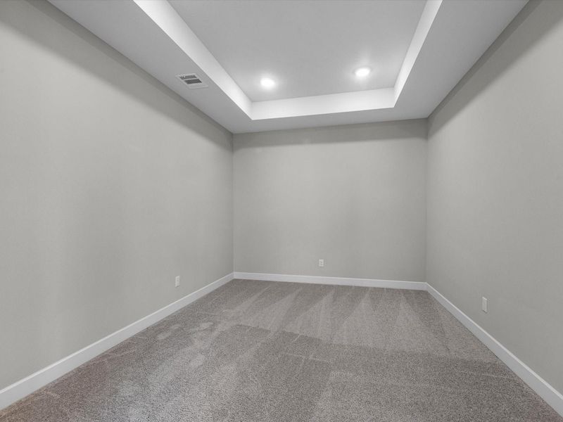 Spacious, unfurnished interior of a new home in Kresston, Montgomery (Image 17).