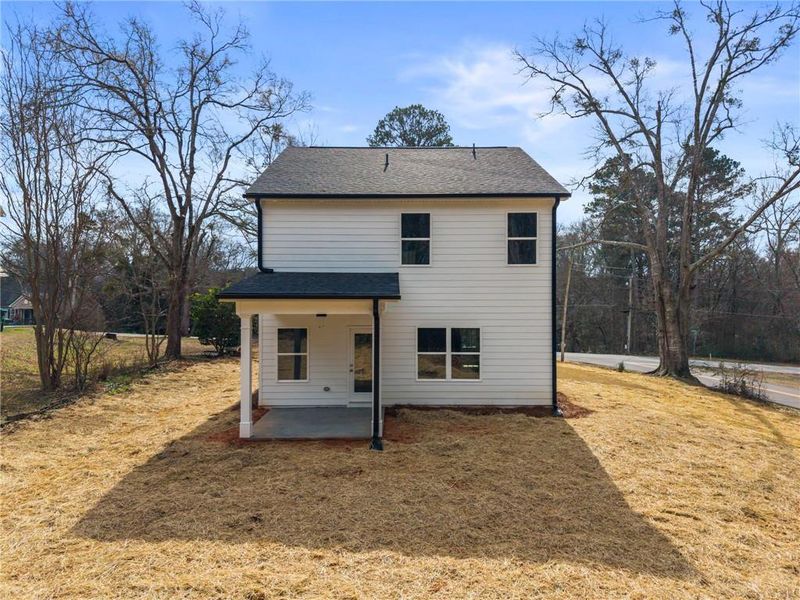 Exterior details and patio area of a home in , Commerce (Image 3).