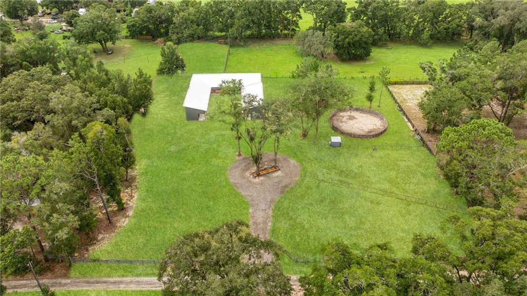 Image 43 of a home in . Image 43 of a home in .