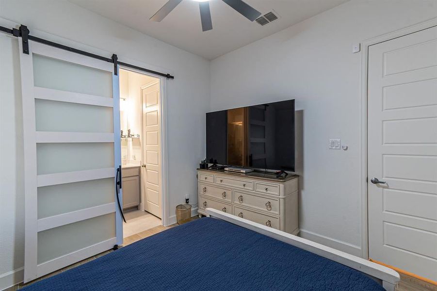 Furnished interior view inside a new home in Sweetgrass, Haslet (Image 7). Furnished interior view inside a new home in Sweetgrass, Haslet (Image 7).