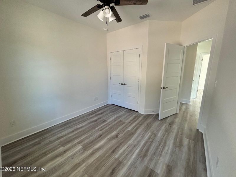 Spacious, unfurnished interior of a new home in , Melrose (Image 19).