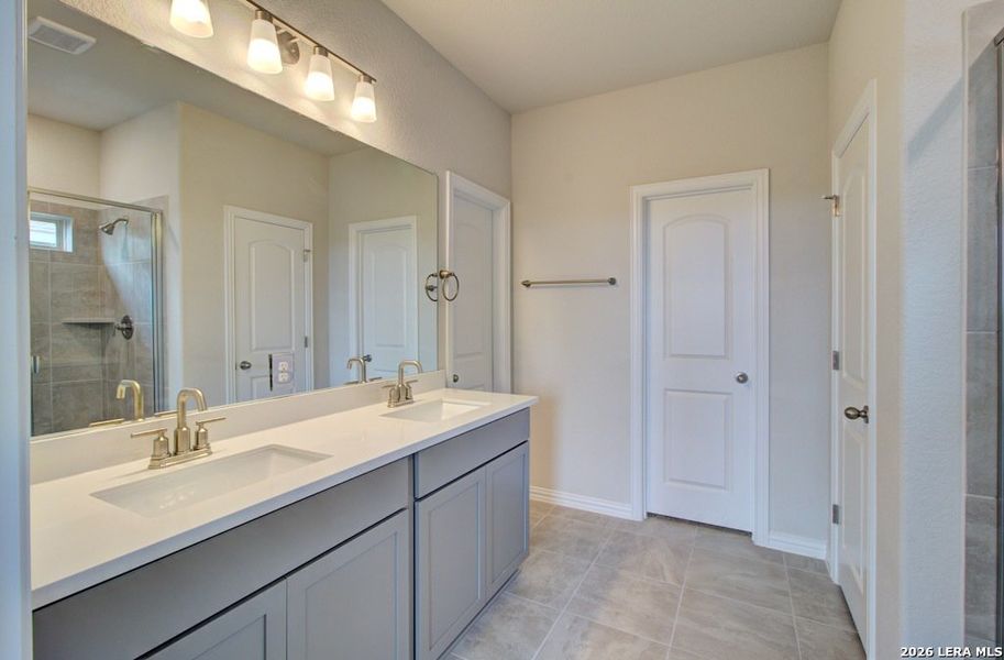 Furnished interior view inside a new home in Stream Waters, Seguin (Image 9).