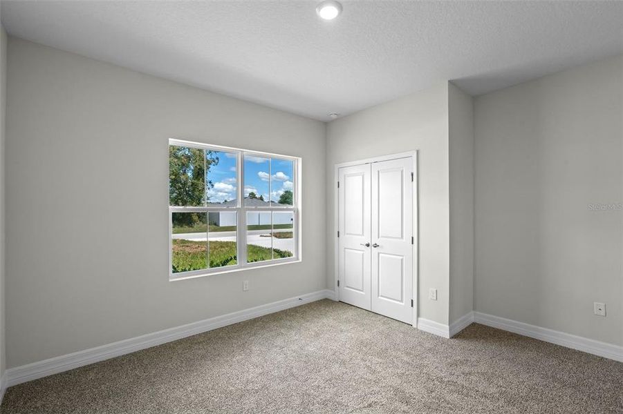 Spacious, unfurnished interior of a new home in , Ocala (Image 13).