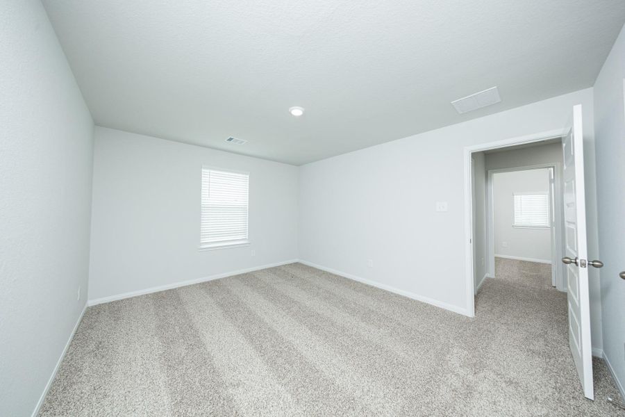 Image 21 of a home in Granger Pines.