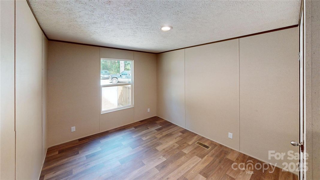 Spacious, unfurnished interior of a new home in , Rock Hill (Image 14).