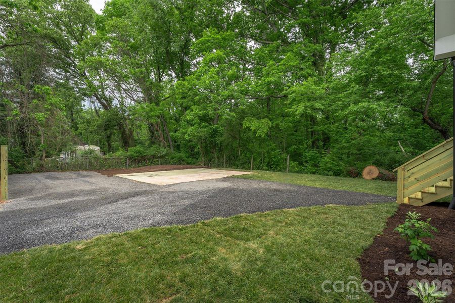 Image 31 of a home in .