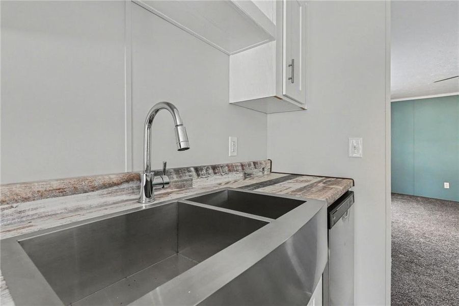 Close-up of interior finishes inside a home in , Cedartown (Image 9).