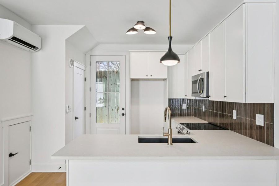 Furnished interior view inside a new home in , Atlanta (Image 11).