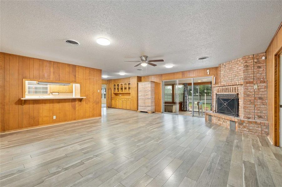 Image 27 of a home in . Image 27 of a home in .